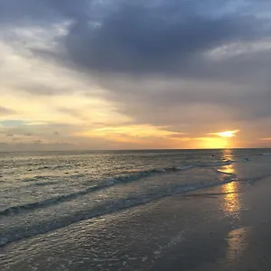 Oasis Retreat Bradenton